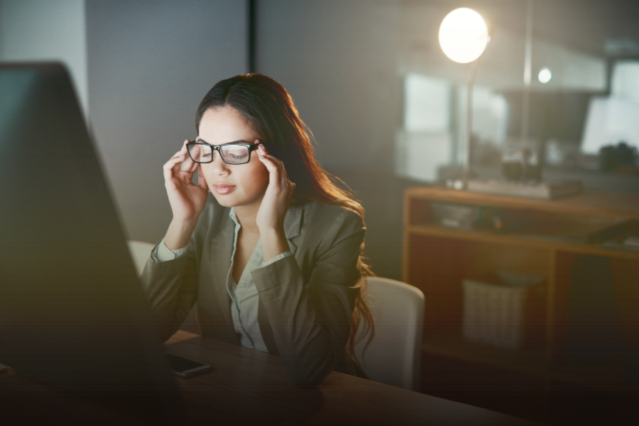 قوانين العمل في السعودية: أبرز الحقوق والمواد القانونية